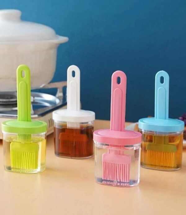 Plastic Oil Bottle Seasoning Dispenser With Silicone Rubber Bristle Brush For Bbq, Oil Brush Bottle Set Oil Storage Container For Kitchen